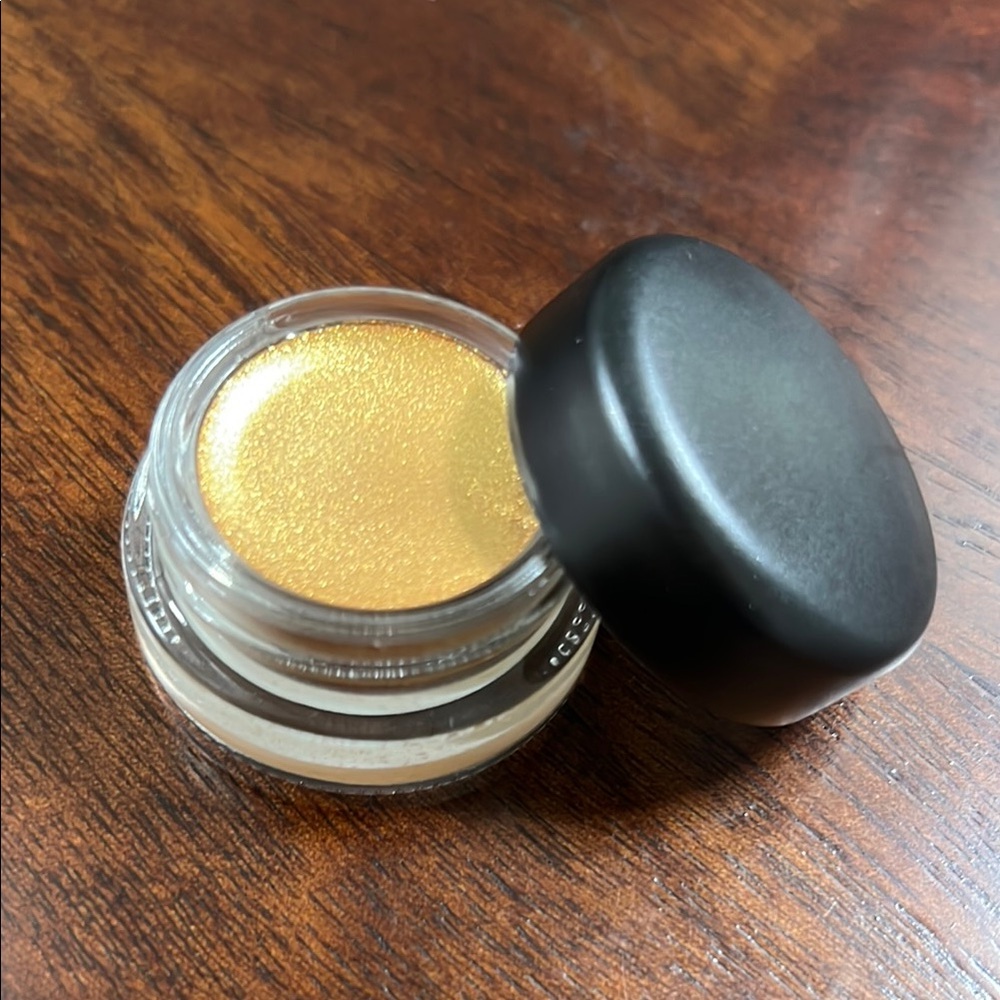 MAC Prolongwear Paint Pot - Born to Beam